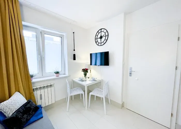 Superapart Tamka Ministudio, Family Friendly Abode