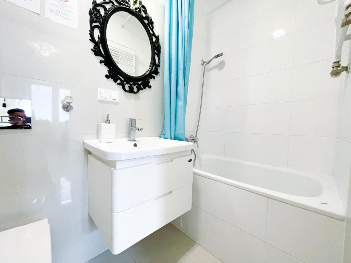 Superapart Tamka Ministudio, Family Friendly Abode Апартаменти *