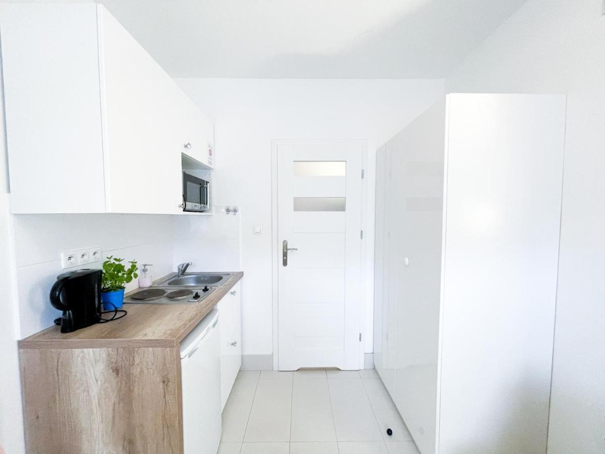 Superapart Tamka Ministudio, Family Friendly Abode Apartment Warsaw